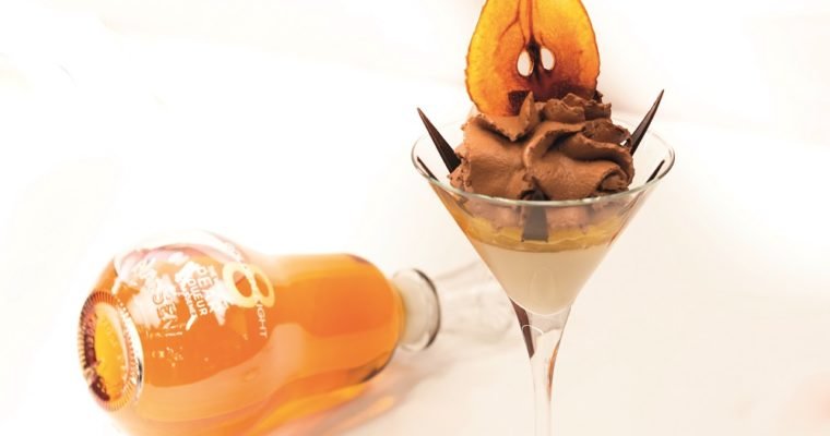 Panacotta-Golden-Eight®-Poire-caramelisee-Mousse-Chocolat-au-Siphon